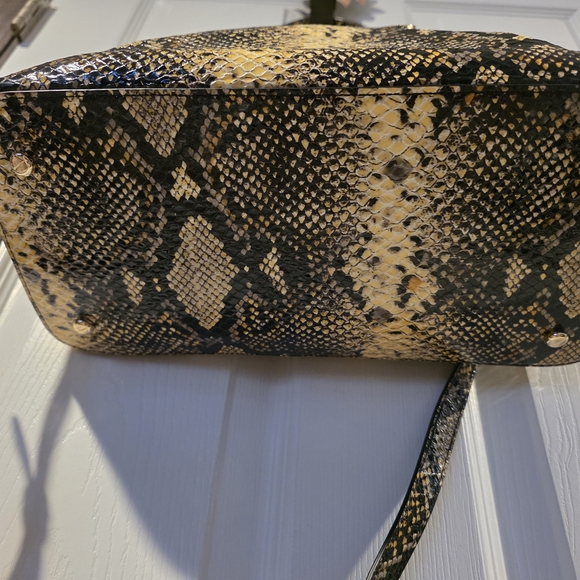 NWOT Henri Bendel W57TH Satchel Python Embossed Leather w/dustbag - Picture 4 of 16